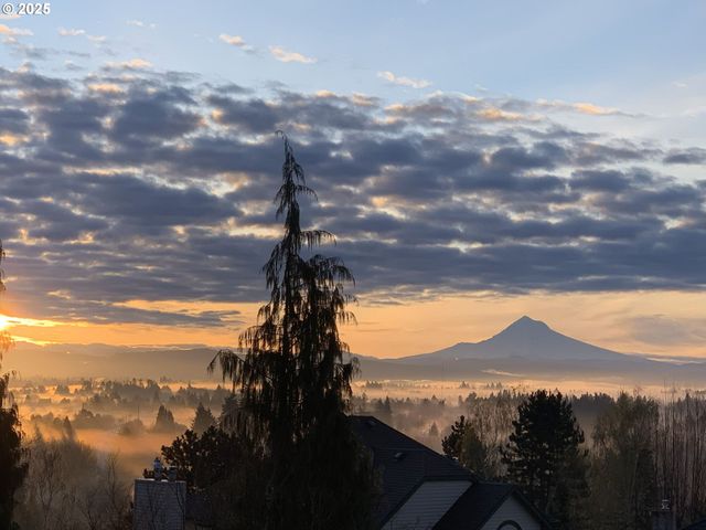 1407 Se Beech Pl, Gresham, OR 97080