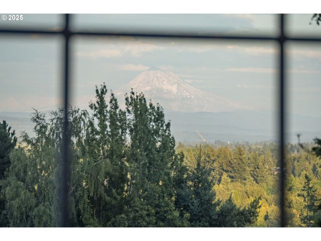 1407 Se Beech Pl, Gresham, OR 97080