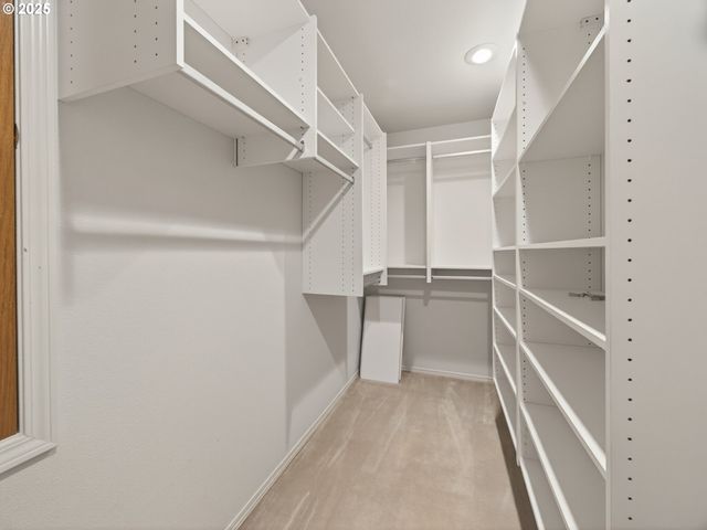 1407 Se Beech Pl, Gresham, OR 97080