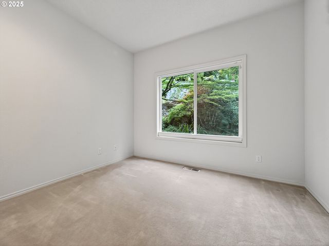 1407 Se Beech Pl, Gresham, OR 97080