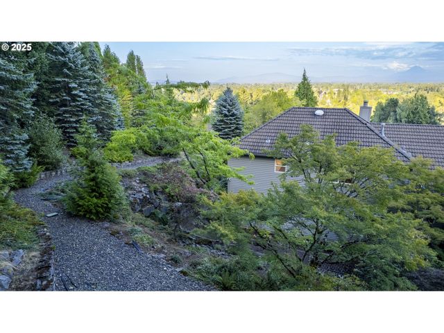 1407 Se Beech Pl, Gresham, OR 97080