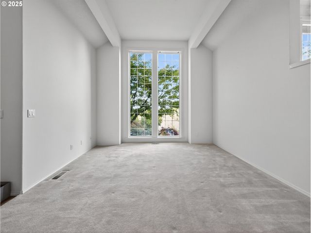 1407 Se Beech Pl, Gresham, OR 97080