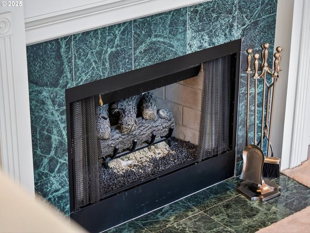 1407 Se Beech Pl, Gresham, OR 97080