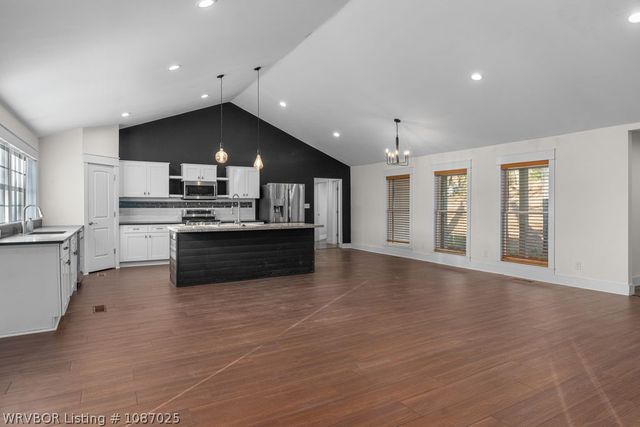 2802 Dallas Street, Fort Smith, AR 72901