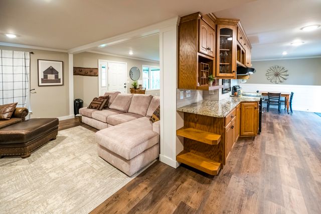 2675 N LOCUST GROVE CHURCH RD, Columbia, MO 65202