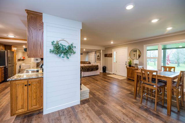 2675 N LOCUST GROVE CHURCH RD, Columbia, MO 65202