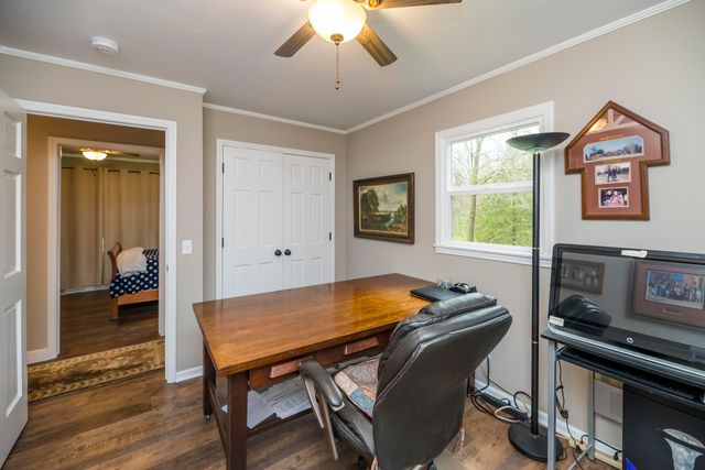 2675 N LOCUST GROVE CHURCH RD, Columbia, MO 65202