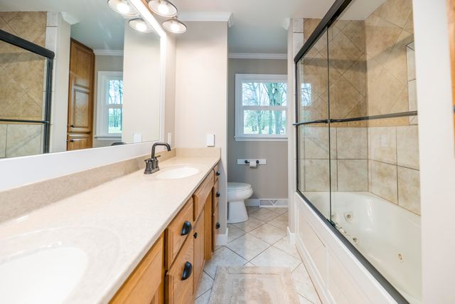 2675 N LOCUST GROVE CHURCH RD, Columbia, MO 65202