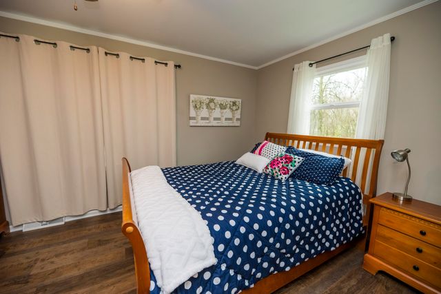 2675 N LOCUST GROVE CHURCH RD, Columbia, MO 65202