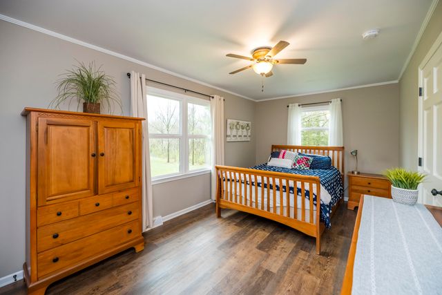 2675 N LOCUST GROVE CHURCH RD, Columbia, MO 65202