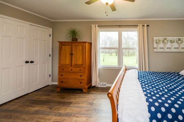 2675 N LOCUST GROVE CHURCH RD, Columbia, MO 65202