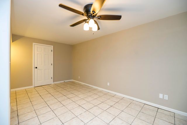 2675 N LOCUST GROVE CHURCH RD, Columbia, MO 65202