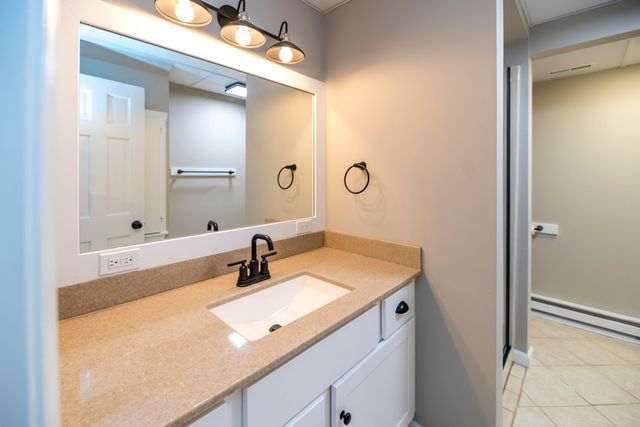 2675 N LOCUST GROVE CHURCH RD, Columbia, MO 65202