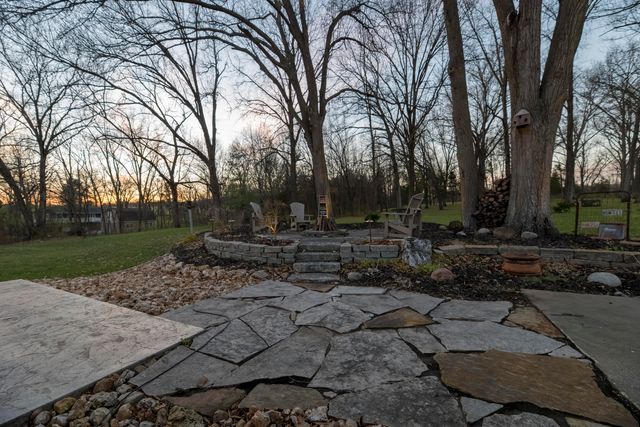 2675 N LOCUST GROVE CHURCH RD, Columbia, MO 65202