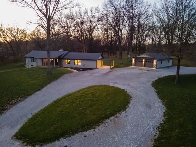 2675 N LOCUST GROVE CHURCH RD, Columbia, MO 65202