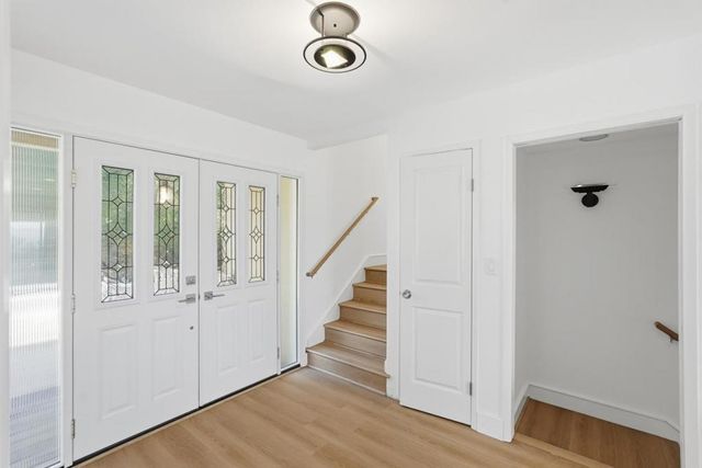 15821 Rica Vista Way, San Jose, CA 95127