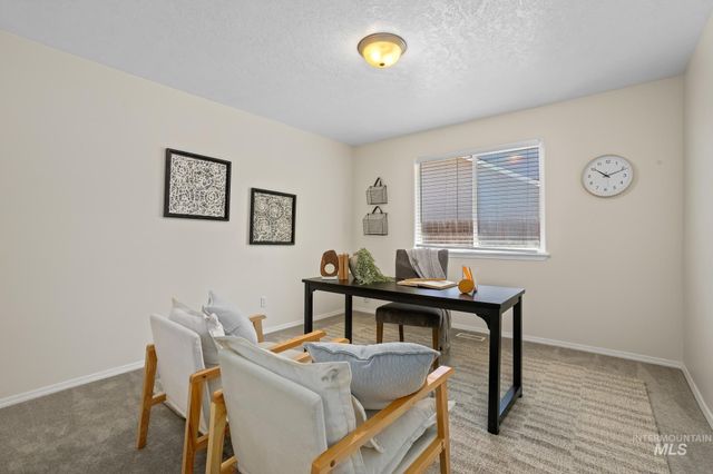 3527 N Maplestone Ave, Meridian, ID 83646