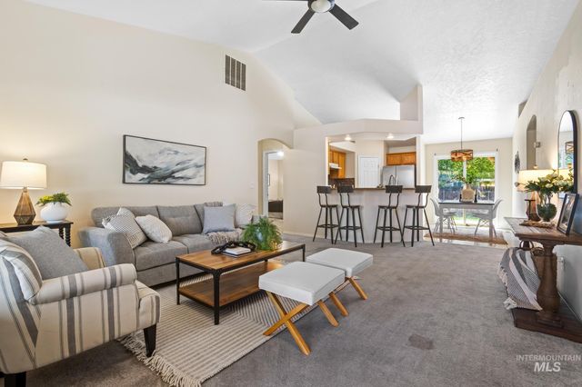 3527 N Maplestone Ave, Meridian, ID 83646
