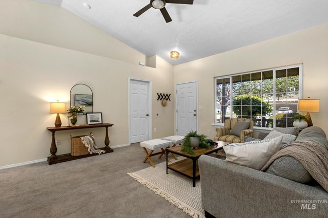 3527 N Maplestone Ave, Meridian, ID 83646