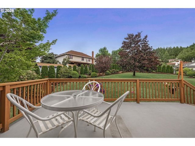 2755 Sw ANGELINE Ct, Gresham, OR 97080