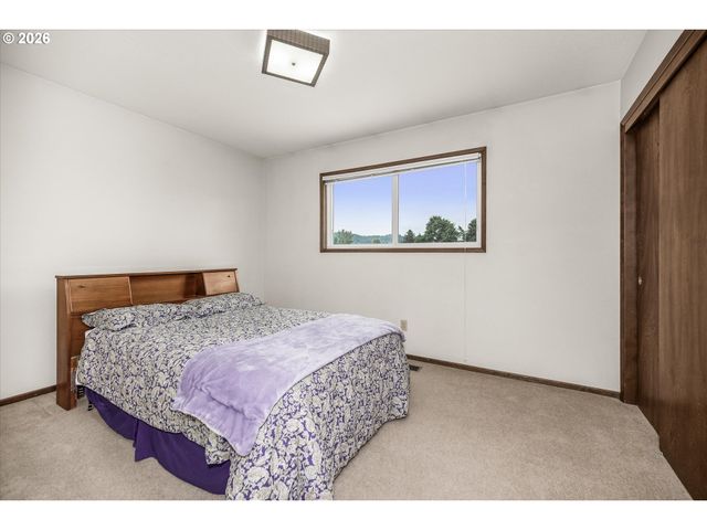 2755 Sw ANGELINE Ct, Gresham, OR 97080