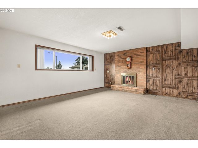 2755 Sw ANGELINE Ct, Gresham, OR 97080