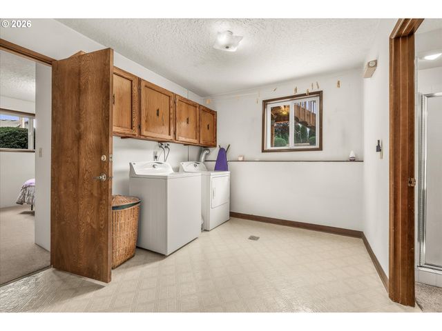 2755 Sw ANGELINE Ct, Gresham, OR 97080