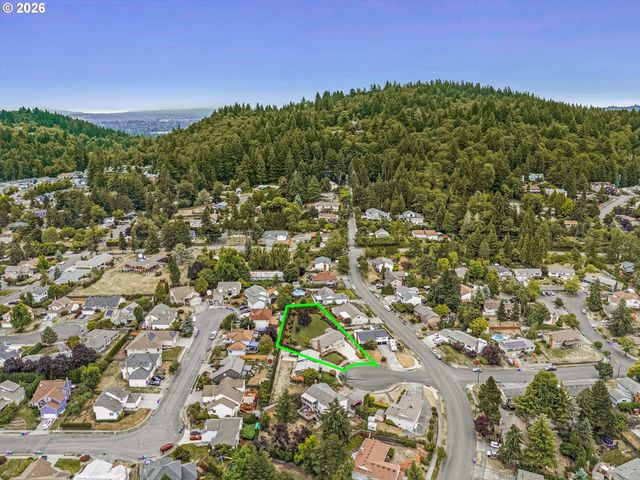 2755 Sw ANGELINE Ct, Gresham, OR 97080