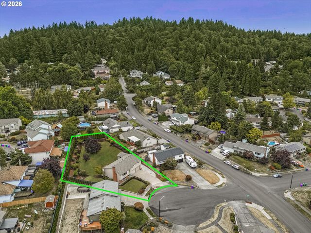 2755 Sw ANGELINE Ct, Gresham, OR 97080