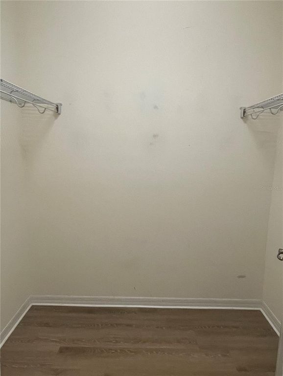 Image 19 of property listing at 12810 BOGGY VIEW DR, Orlando, FL 32824