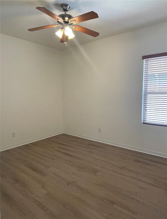 Image 26 of property listing at 12810 BOGGY VIEW DR, Orlando, FL 32824