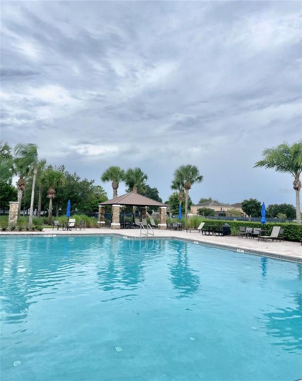 Image 31 of property listing at 12810 BOGGY VIEW DR, Orlando, FL 32824