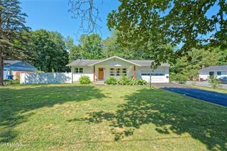 16 Hyde Boulevard, Ballston Spa, NY 12020