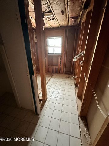 29 Lake Singleton Court, Little Egg Harbor, NJ 08087