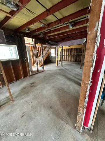 29 Lake Singleton Court, Little Egg Harbor, NJ 08087