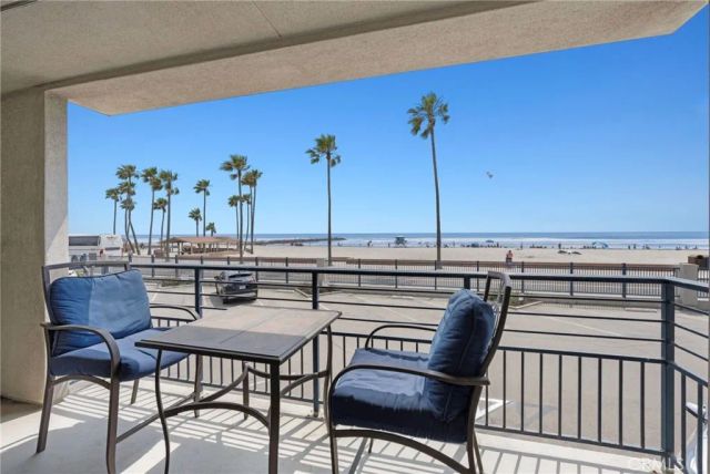 1202 N Pacific 205A, Oceanside, CA 92054