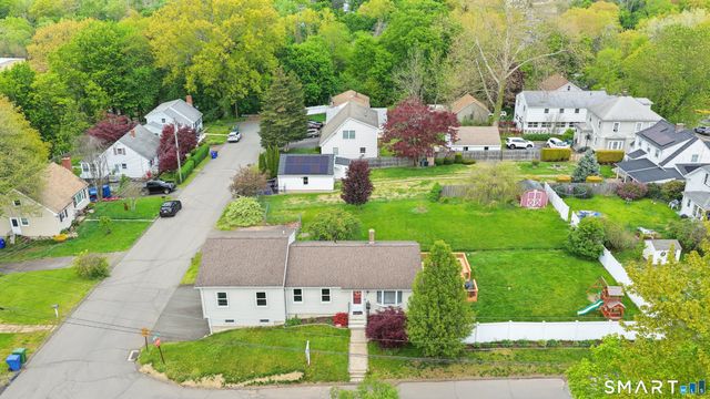38 Harris Street, Middletown, CT 06457