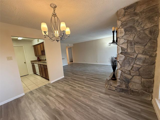 17401 Red Oak Drive 61, Houston, TX 77090