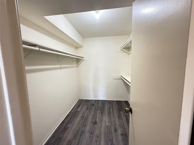 17401 Red Oak Drive 61, Houston, TX 77090