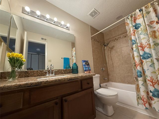 17401 Red Oak Drive 61, Houston, TX 77090