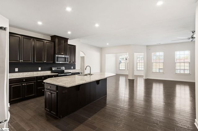 5 Brennan Place, Greenville, SC 29609