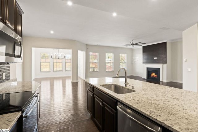 5 Brennan Place, Greenville, SC 29609