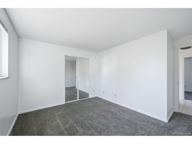 448 Neptune Ct, Lone Tree, CO 80124