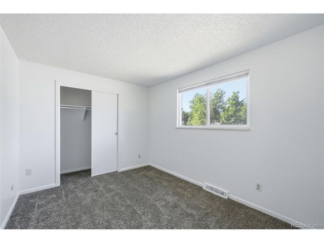 448 Neptune Ct, Lone Tree, CO 80124