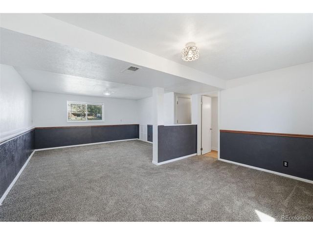 448 Neptune Ct, Lone Tree, CO 80124
