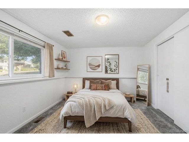 448 Neptune Ct, Lone Tree, CO 80124