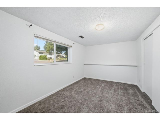 448 Neptune Ct, Lone Tree, CO 80124