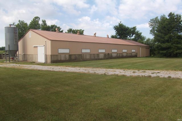 4565 E 100 N, Angola, IN 46703