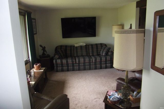 4565 E 100 N, Angola, IN 46703
