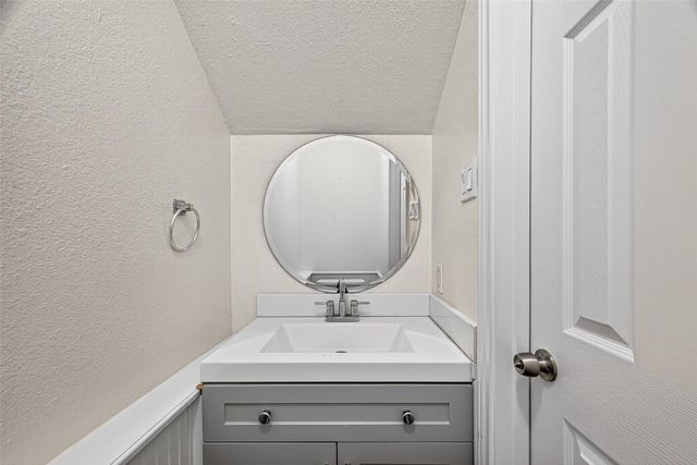 2706 Mason Street, Houston, TX 77006